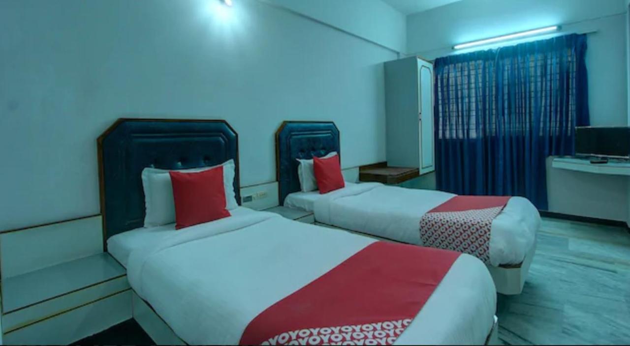 Hotel Padmam Мадурай Экстерьер фото